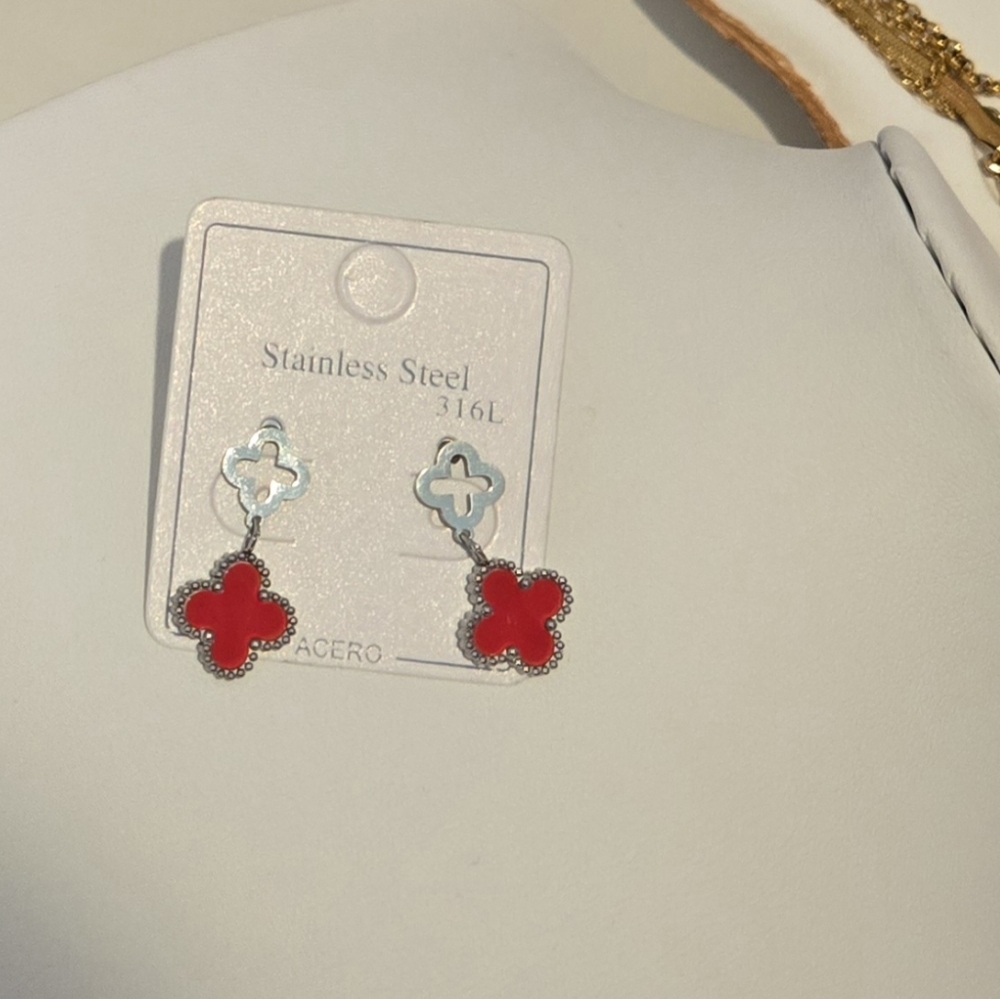Red Clover Stainless Steel Earrings